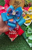 Conjunto/5 U de gargantilha+ 10 U de laço